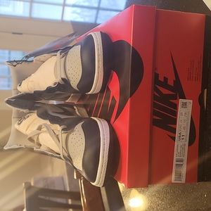 Air Jordan 1 HI 85 College Navy